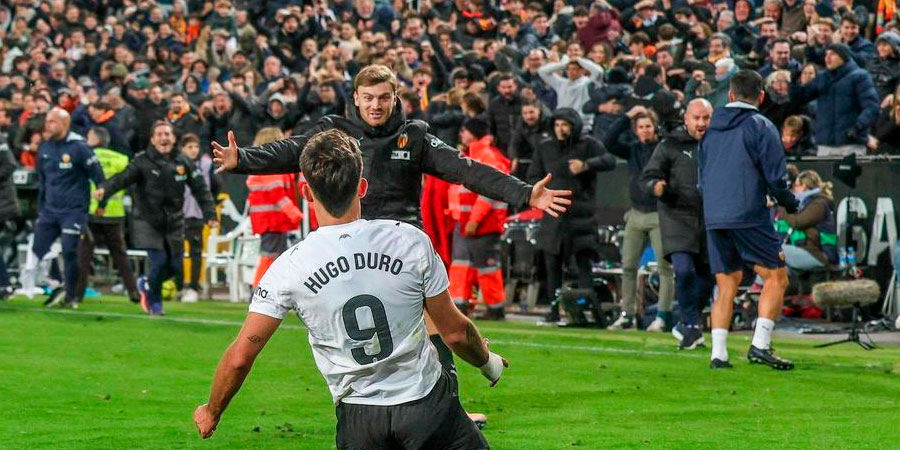 Un gol de Hugo duro da la victoria al Valencia en el derbi (1-0) | VIDEO-RESUMEN + GOLES